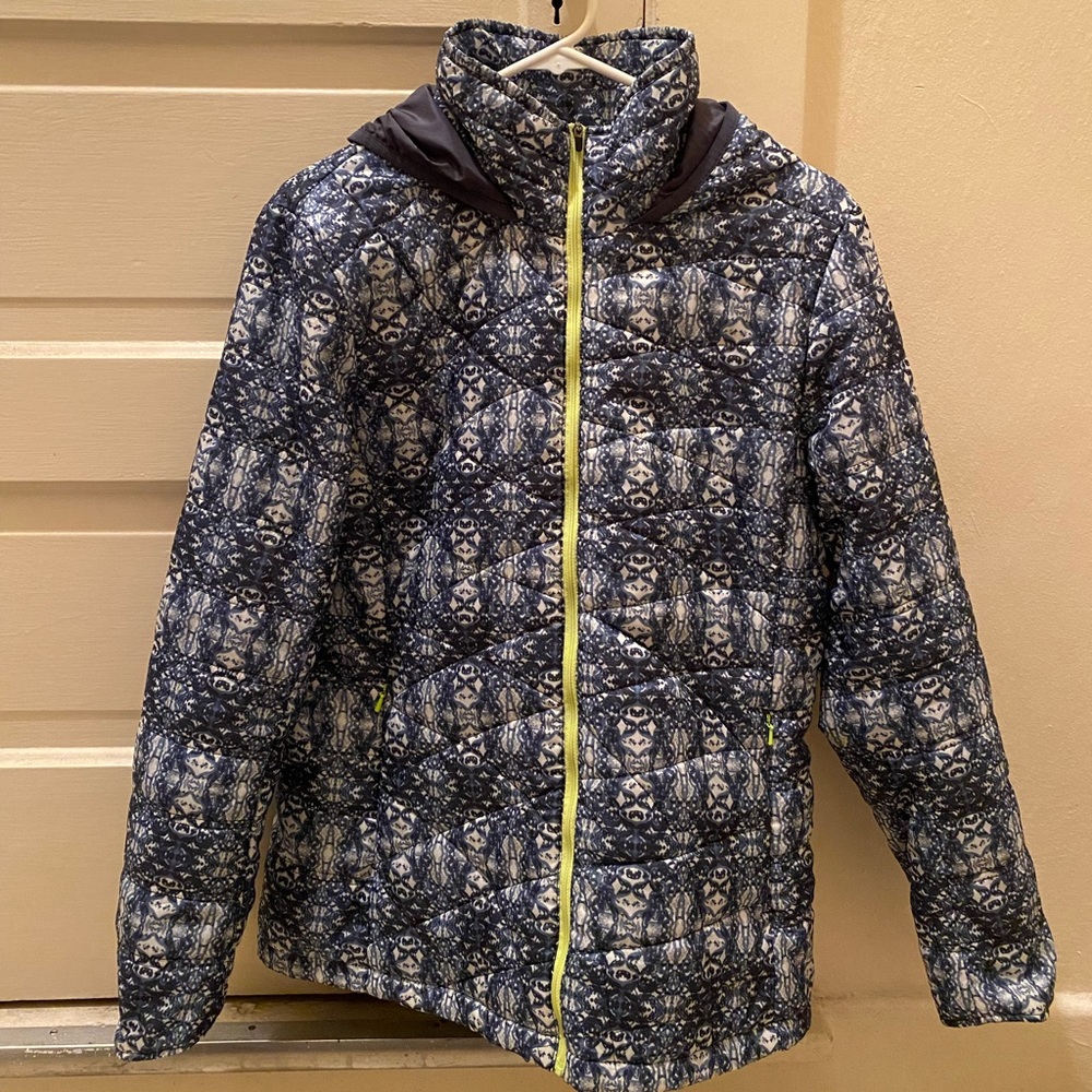 Title Nine jacket. Superior quality. Thinner fabric. Slim fit. Great for wind!
